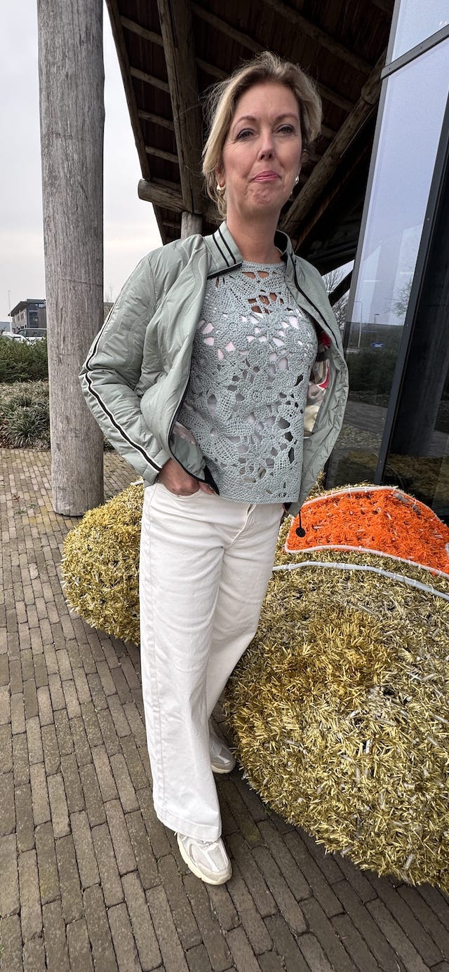 Show 25-Mrt-26 Karin-1